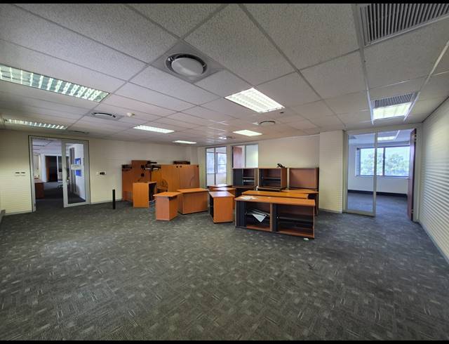 609M² OFFICE TO LET IN ILLOVO